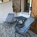 Super Le Bessard 6 Couchages Le Bois De La Reine Apartment *