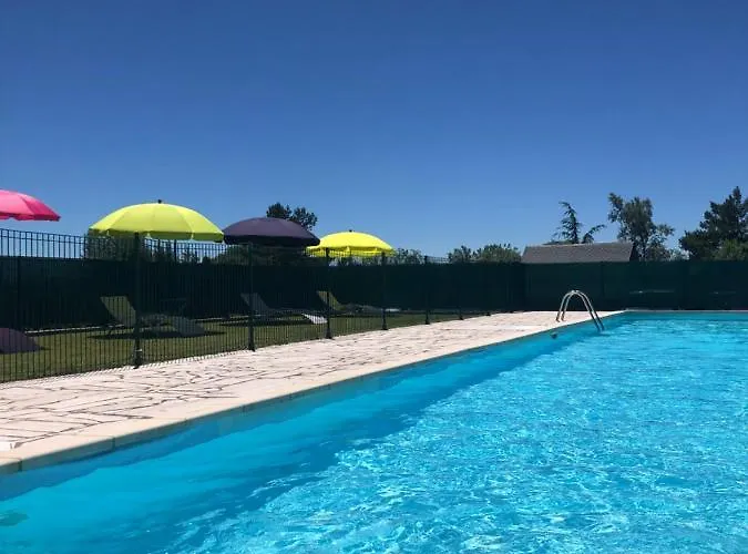 Super Le Bessard 6 Couchages Le Bois De La Reine Besse-et-Saint-Anastaise